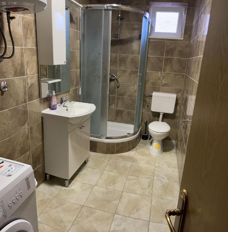 Apartmani Zuti Neum Exteriör bild