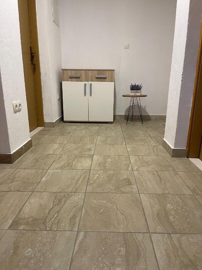 Apartmani Zuti Neum Exteriör bild