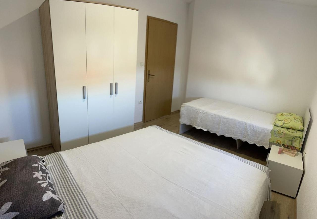 Apartmani Zuti Neum Exteriör bild