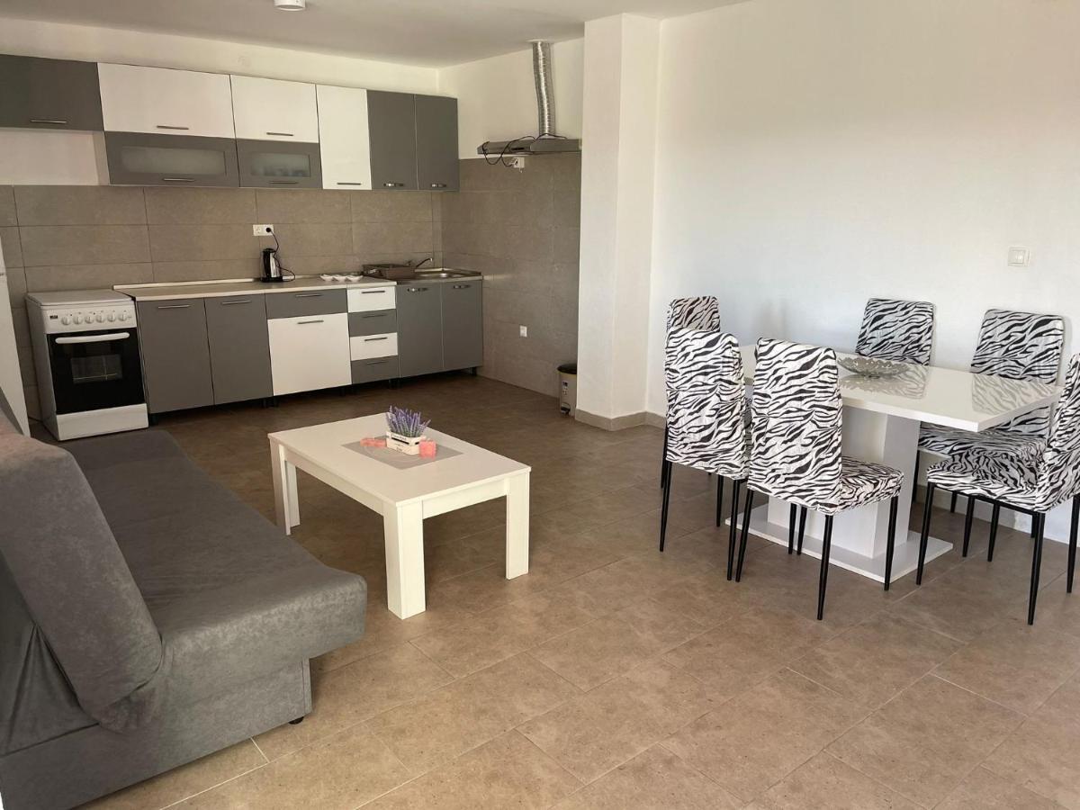 Apartmani Zuti Neum Exteriör bild