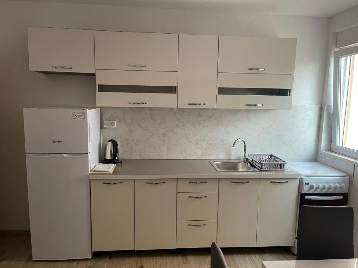 Apartmani Zuti Neum Exteriör bild