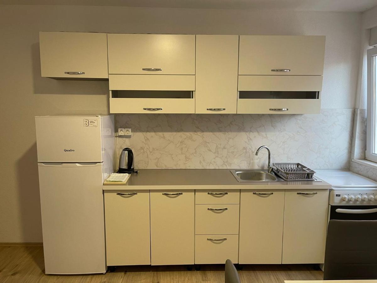 Apartmani Zuti Neum Exteriör bild
