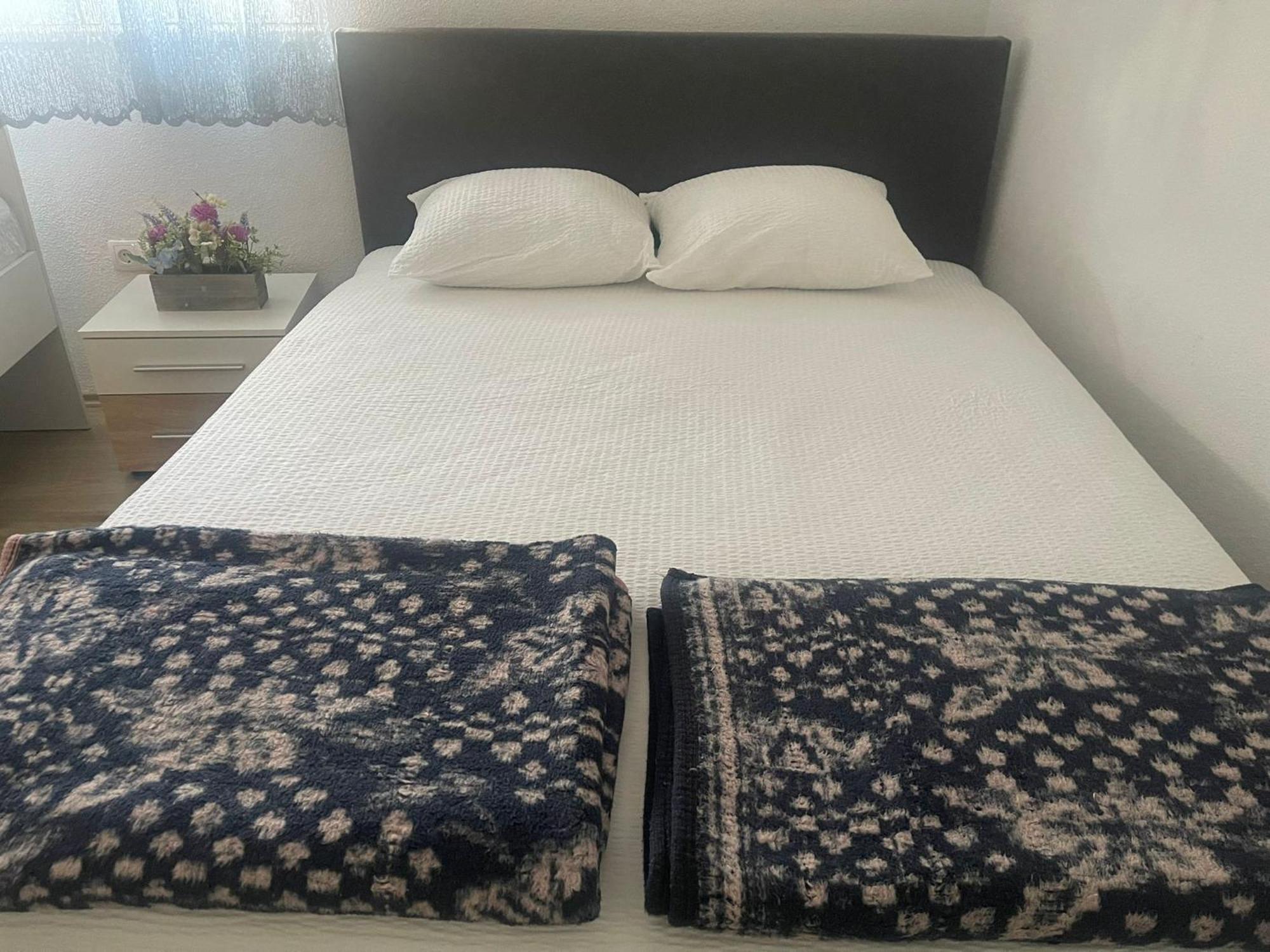 Apartmani Zuti Neum Exteriör bild